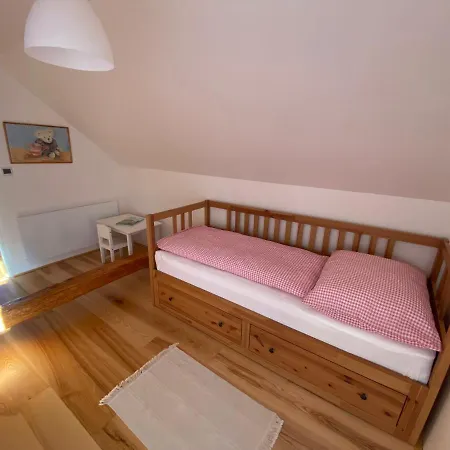 Holiday home Nad Slovackym Sklipkem *