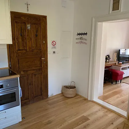 Nad Slovackym Sklipkem Tatil Evi